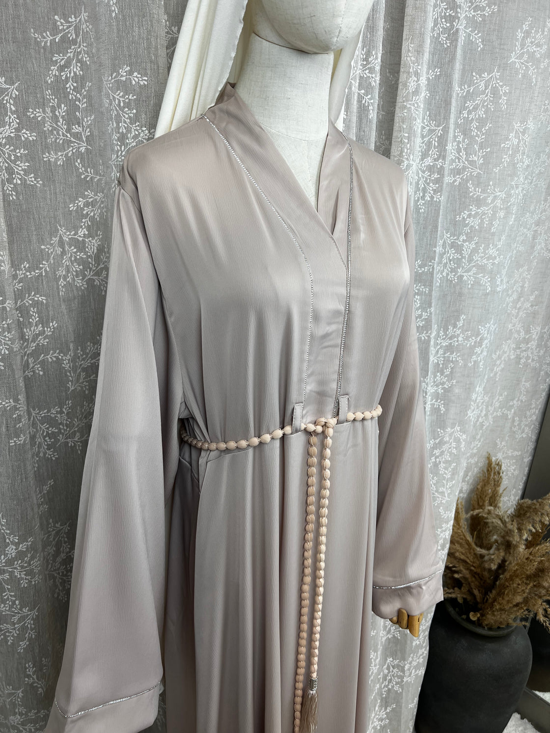 Abaya style dubai