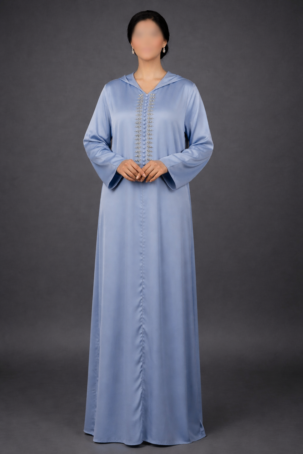 Robe longue brodée perlée