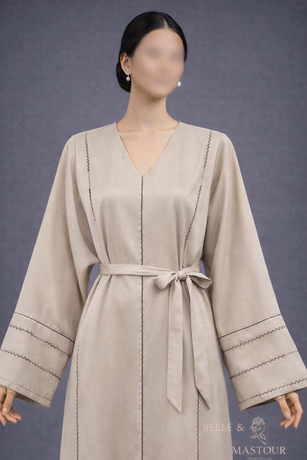 Robe longue ceinturée