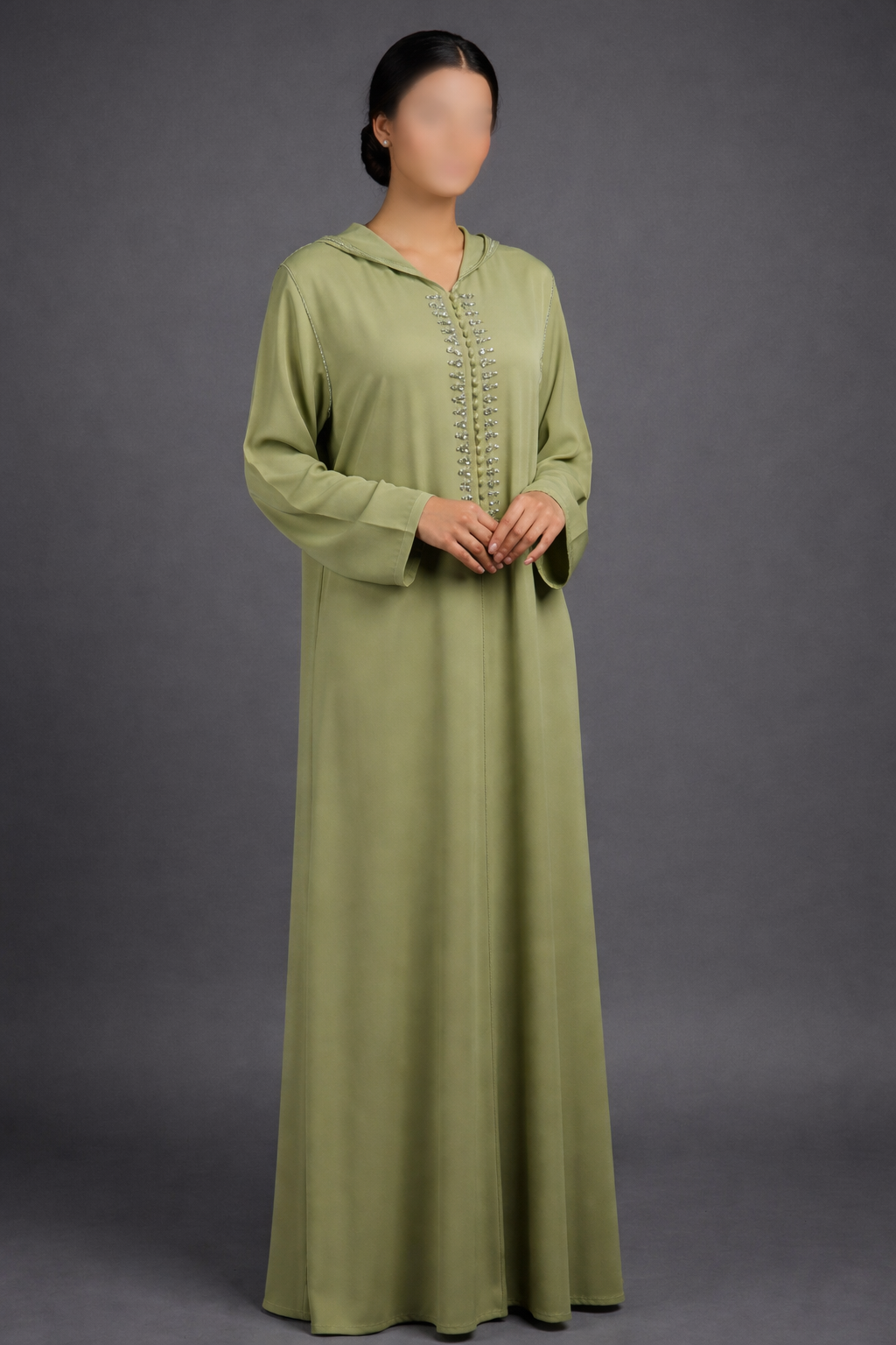 Robe longue brodée perlée