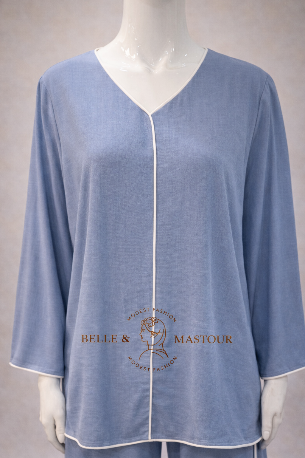 Ensemble fluide bleu