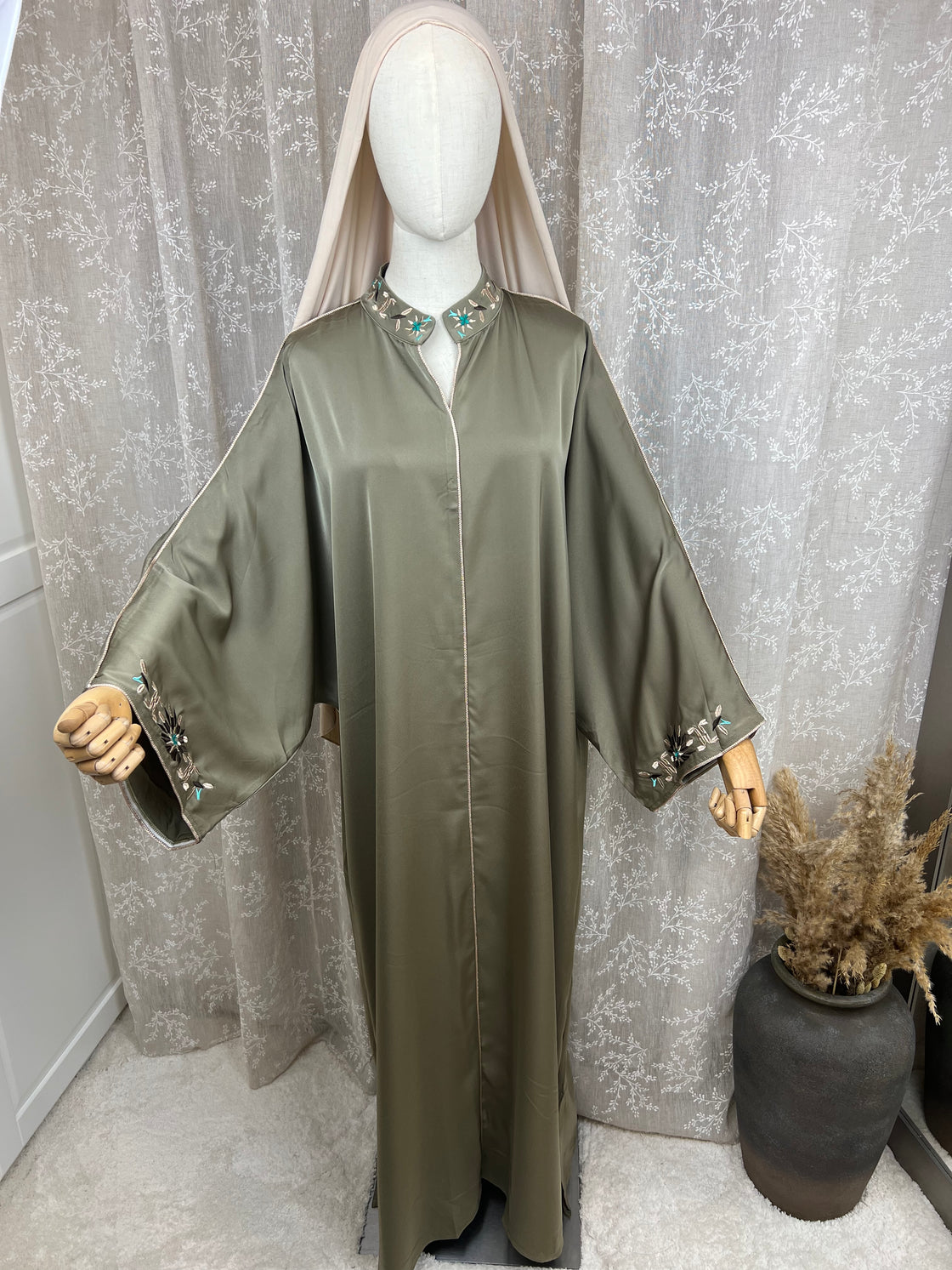 Abaya broderie