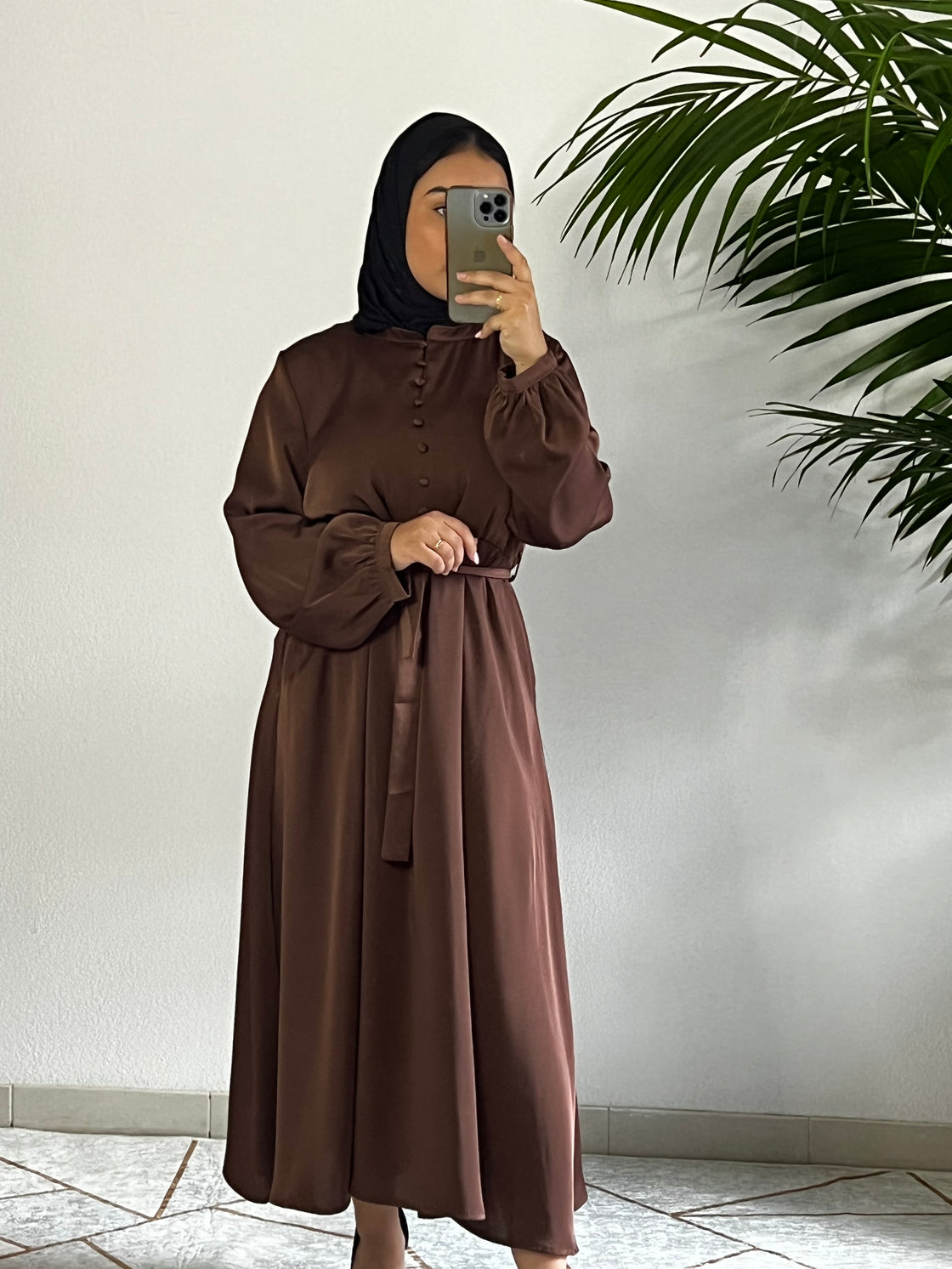 Robe mi longue satiné